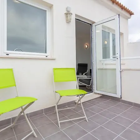 Hotell Yourhouse Monges